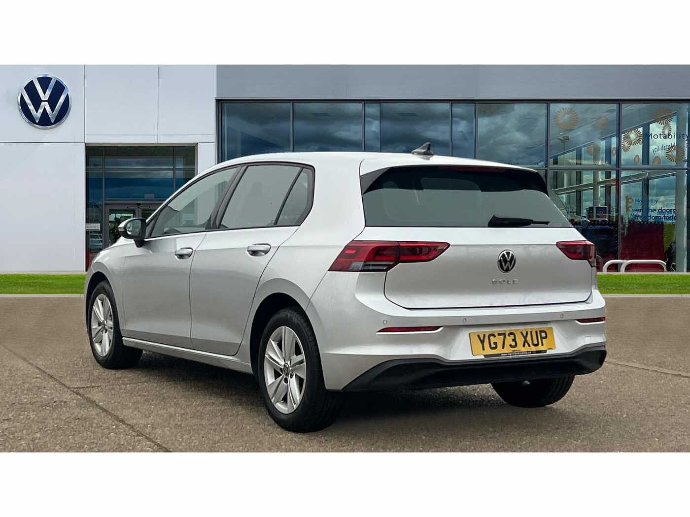 Volkswagen Golf MK8 Hatchback 5-Dr 1.5 TSI (130ps) Life EVO