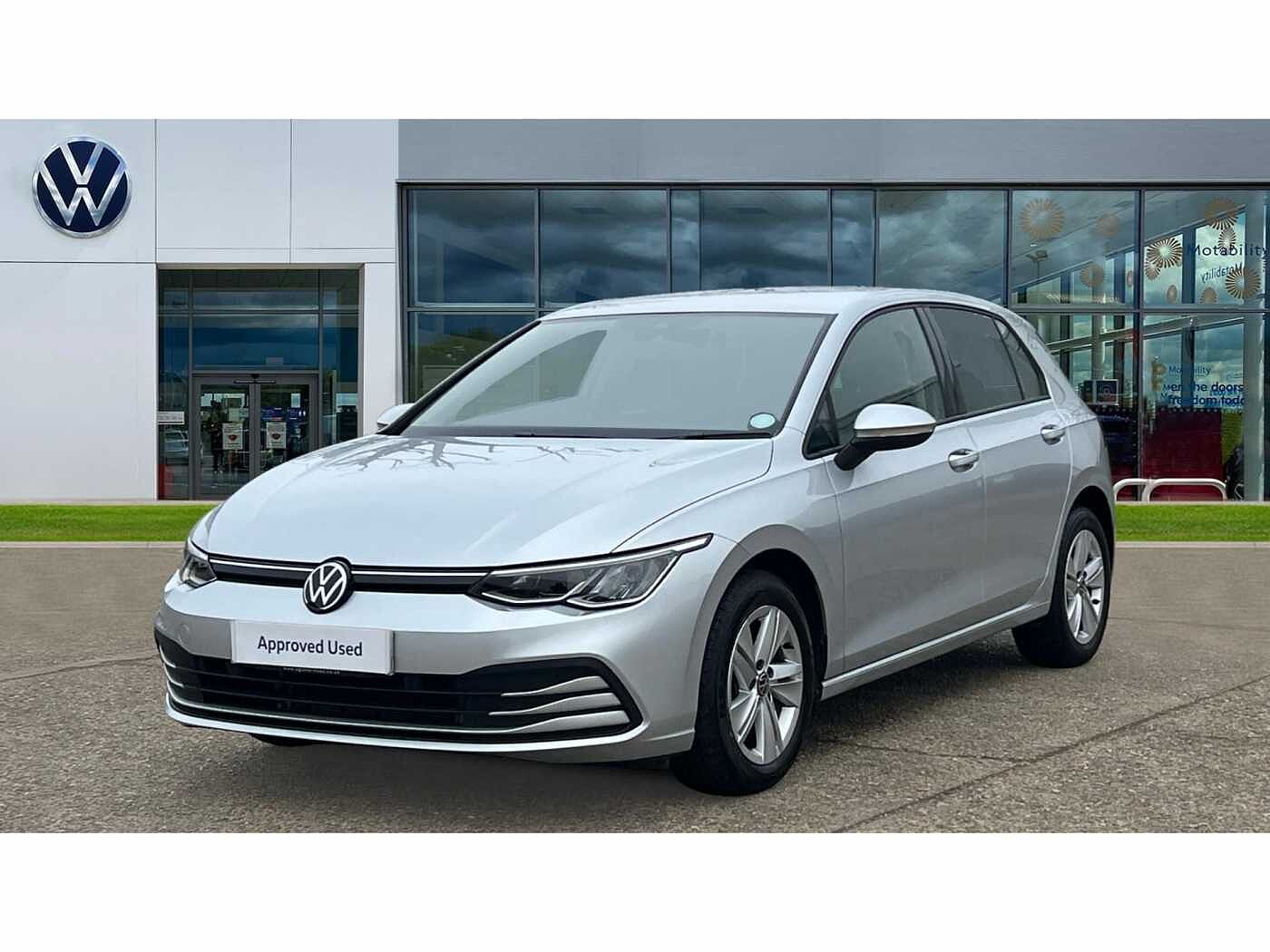Volkswagen Golf MK8 Hatchback 5-Dr 1.5 TSI (130ps) Life EVO