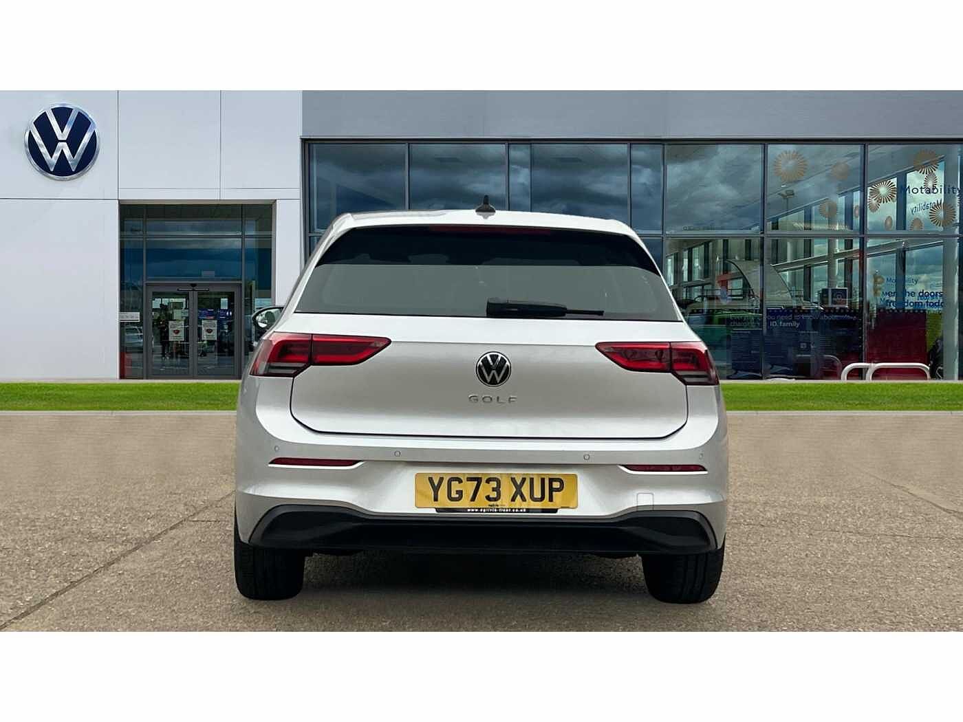 Volkswagen Golf MK8 Hatchback 5-Dr 1.5 TSI (130ps) Life EVO