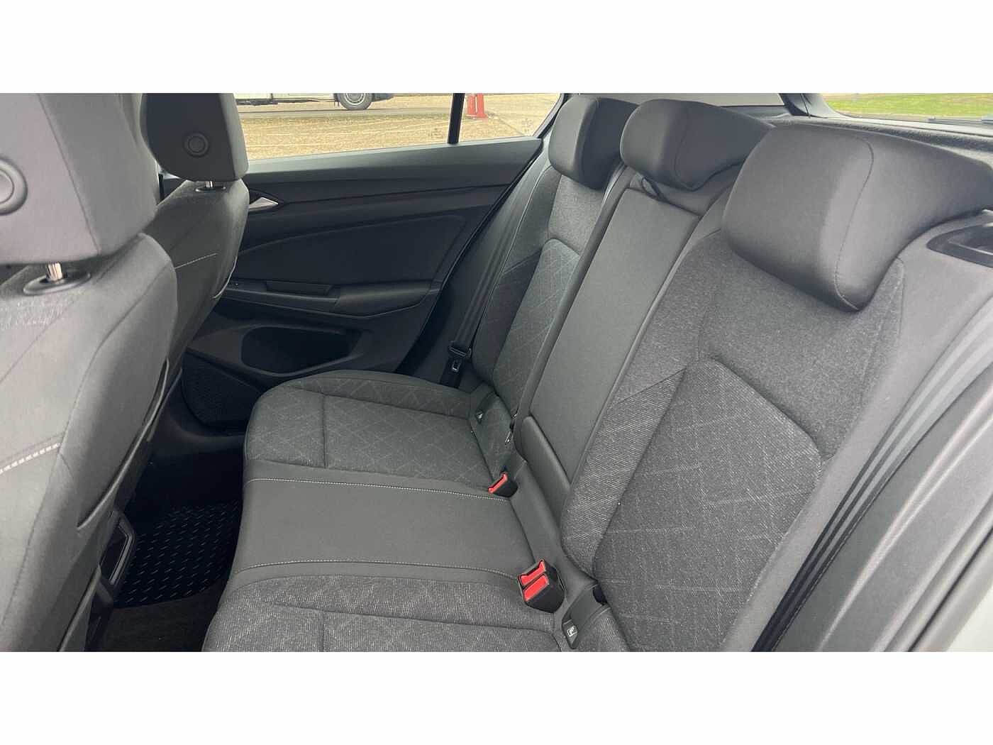 Volkswagen Golf MK8 Hatchback 5-Dr 1.5 TSI (130ps) Life EVO