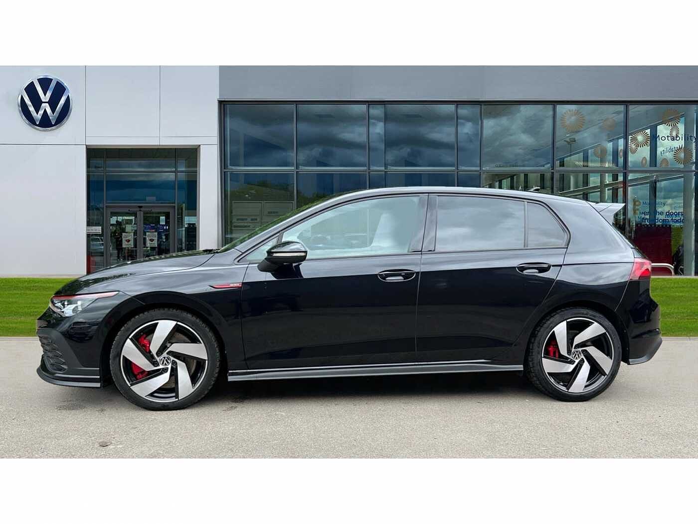 Volkswagen Golf Golf 8 GTI Clubsport 2.0 TSI 300PS 7-speed DSG 5 Door